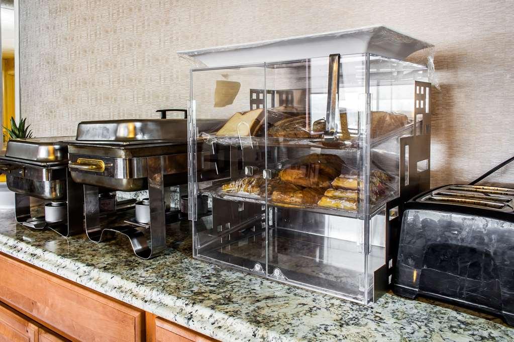 Clarion Hotel Philadelphia International Airport Essington Restoran gambar